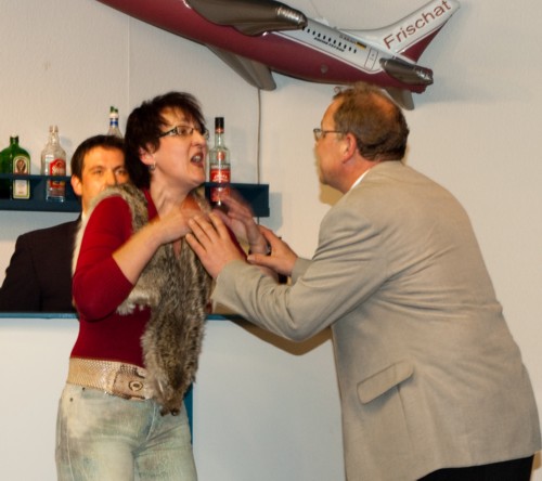 Theatergruppe Katzenbach - 13_funnylanding-04.jpg