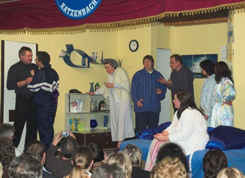 Theatergruppe Katzenbach - 16_luegenueberluegen-19.jpg